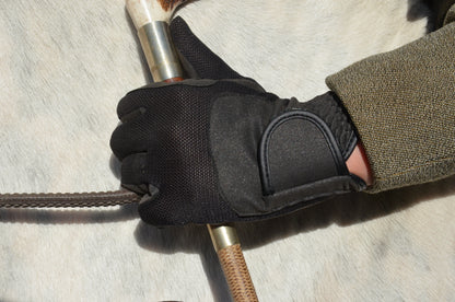 Tuffa Ashill Riding Gloves – lifestyle image