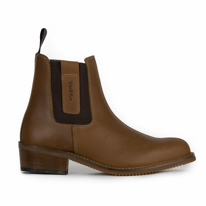 Tuffa Bronco Boots – studio image