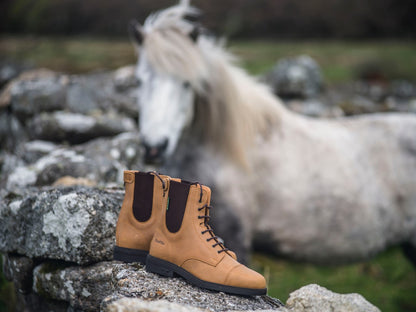 Tuffa Dartmoor Easy Boots – lifestyle image