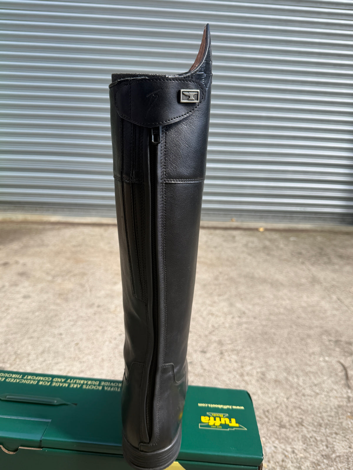Tuffa Black Riding Boots 39/6 Samples – product image
